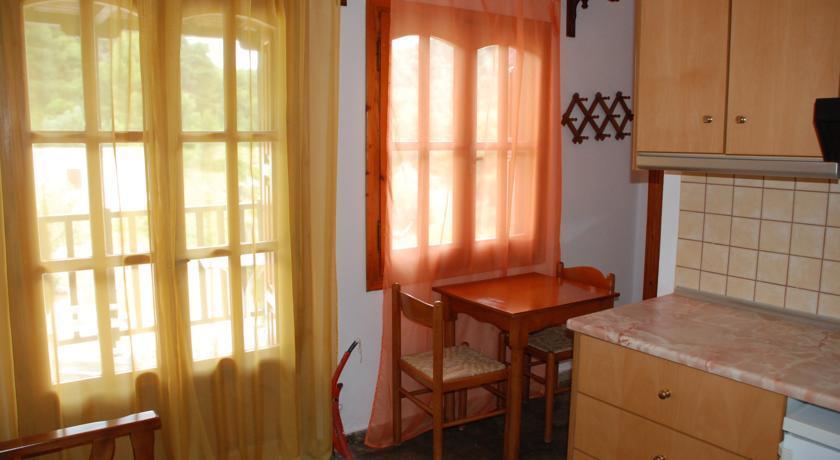 Panormos Palace Hotel Ngoại thất bức ảnh