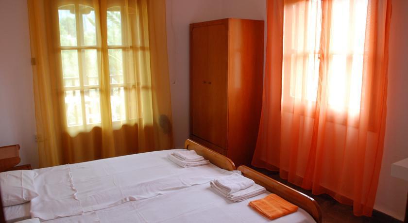 Panormos Palace Hotel Ngoại thất bức ảnh
