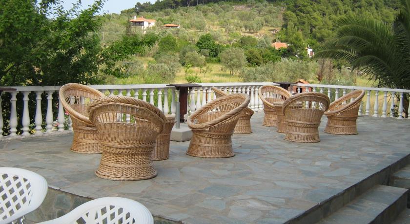 Panormos Palace Hotel Ngoại thất bức ảnh